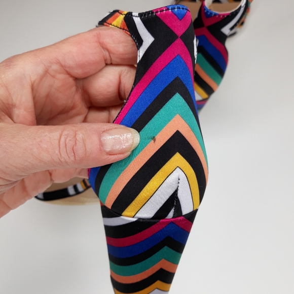 INC International Concepts Vibrant Fabric Striped Sandals Block Heel Size 9 - Picture 4 of 10